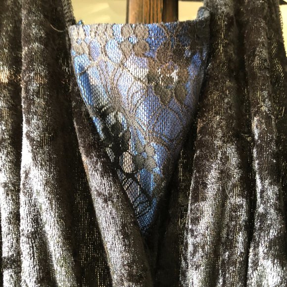 Midnight Vamp Costume Dress - Picture 6 of 15